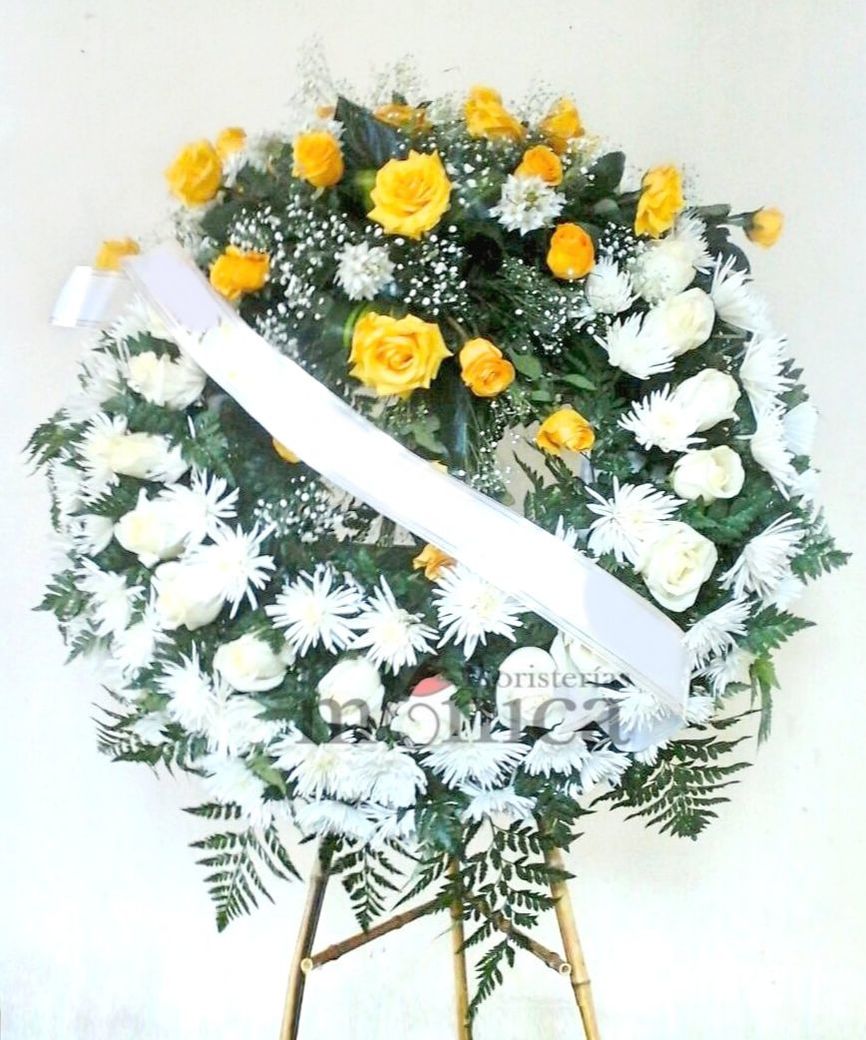 Corona_de_Condolencias_CD-15_Rosas_amarillas_Crisantemos_blancas